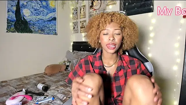 Snapshot of Cristal_Jonas@xh chatting on 02-18-25, 07:10 Cristal Jonasxh online show from 02-18-25, 07:10