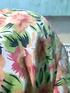 Snapshot of SILENT_FUCKER_01 chatting on 01-24-25, 05:53 SILENT FUCKER 01 online show from 01-24-25, 05:53