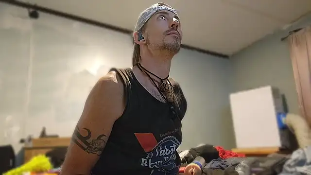 Bi curious86 online show from 07-10-26, 04:28