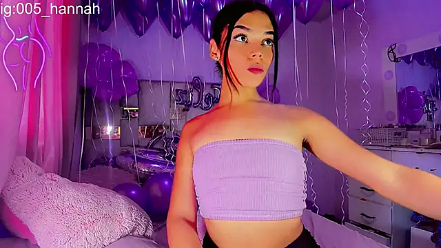 Hannahsmit online show from 10-22-25, 12:38