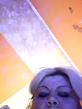 ducicsajsziii online show from 02-20-25, 11:43