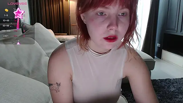 RubyLynxx online show from 12-17-25, 06:41