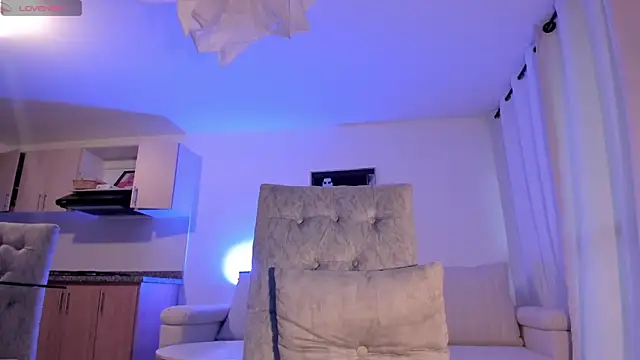 HannahDavis  online show from 02-21-25, 11:10