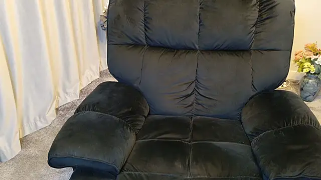 maggiemilff online show from 04-06-26, 04:46