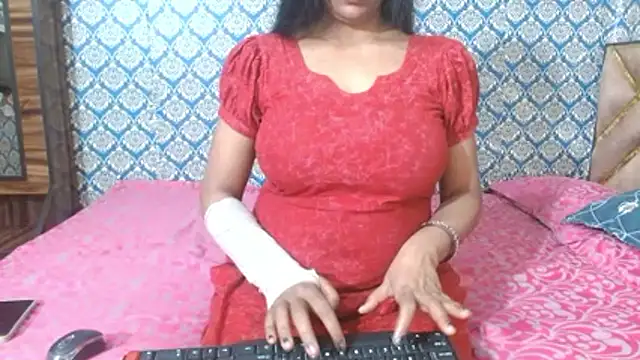 nikitahot3 online show from 12-18-25, 02:45