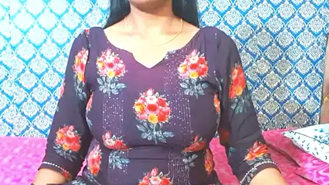 nikitahot3 online show from 05-18-26, 08:09