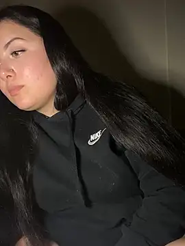 xocrybaby online show from 02-09-25, 05:40