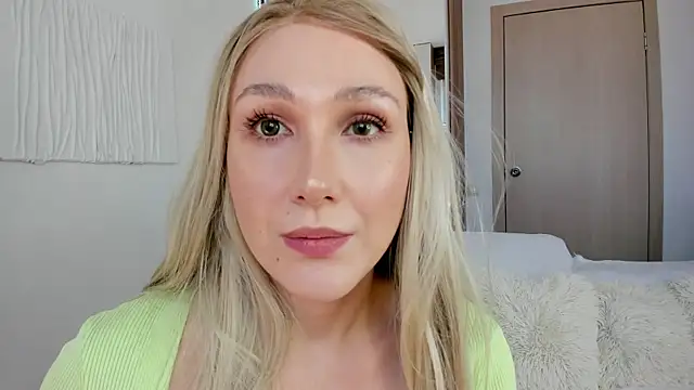 CarolMay online show from 07-25-26, 01:52