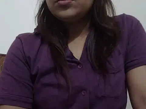 Snapshot of shekira99 chatting on 01-19-26, 02:10 shekira99 online show from 01-19-26, 02:10