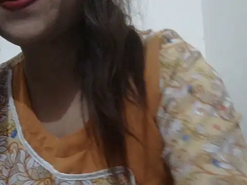 Snapshot of shekira99 chatting on 02-23-26, 02:14 shekira99 online show from 02-23-26, 02:14