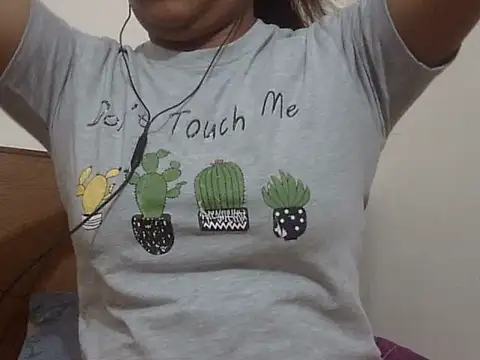 Snapshot of shekira99 chatting on 02-24-26, 02:26 shekira99 online show from 02-24-26, 02:26