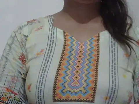 Snapshot of shekira99 chatting on 02-25-26, 08:51 shekira99 online show from 02-25-26, 08:51