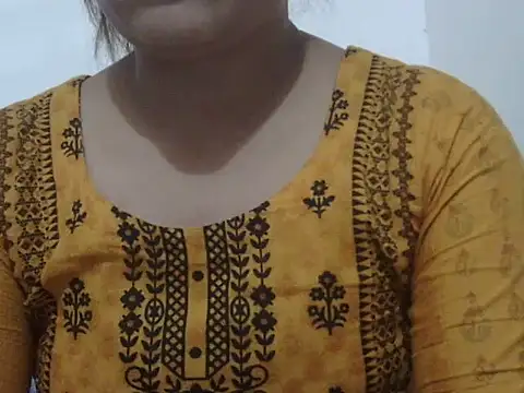 Snapshot of shekira99 chatting on 02-27-26, 03:12 shekira99 online show from 02-27-26, 03:12