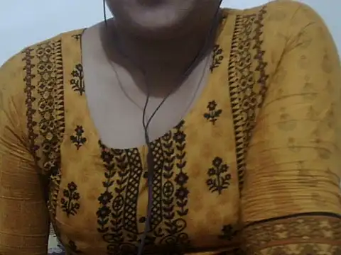 Snapshot of shekira99 chatting on 03-02-26, 03:19 shekira99 online show from 03-02-26, 03:19