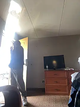 Stressreliever82 online show from 03-16-26, 07:29