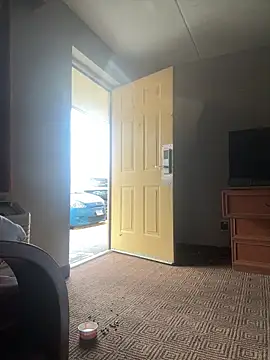 Stressreliever82 online show from 04-03-26, 04:38