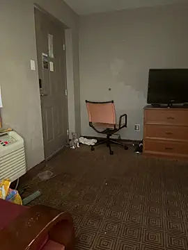 Stressreliever82 online show from 04-14-26, 03:29