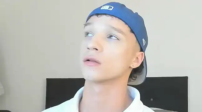 Snapshot of angelcortes chatting on 12-16-24, 09:20 angelcortes online show from 12-16-24, 09:20