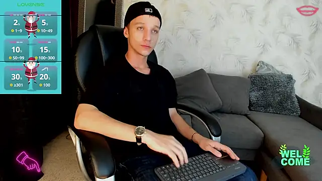 Snapshot of angelcortes chatting on 12-19-25, 11:23 angelcortes online show from 12-19-25, 11:23