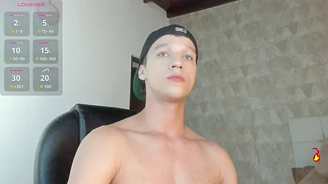 Snapshot of angelcortes chatting on 01-06-26, 08:01 angelcortes online show from 01-06-26, 08:01