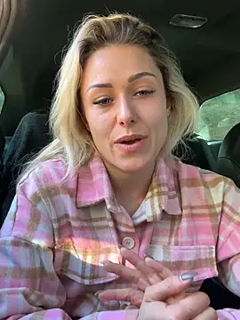 petrouchkaaa  online show from 01-30-25, 12:16