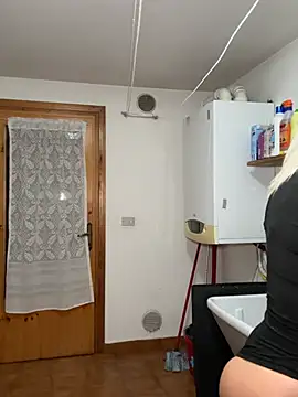 petrouchkaaa  online show from 01-16-26, 09:02