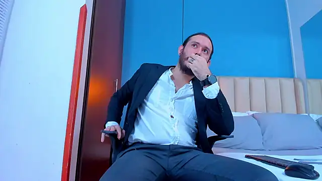 jeanpiere  online show from 09-14-25, 11:15