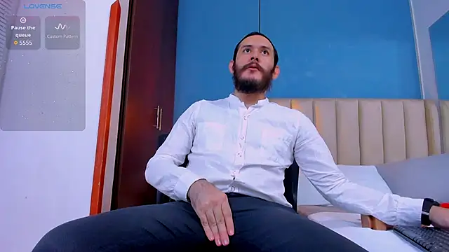 jeanpiere  online show from 10-12-25, 03:05