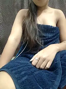 Snapshot of Roshni_98 chatting on 02-12-25, 12:33 Roshni 98 online show from 02-12-25, 12:33