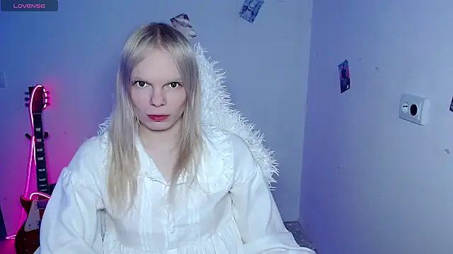 Emily Nyaffee online show from 02-09-26, 06:45