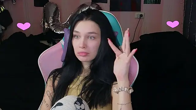 Snapshot of Amanda_Tender chatting on 02-02-25, 10:17 Amanda Tender online show from 02-02-25, 10:17