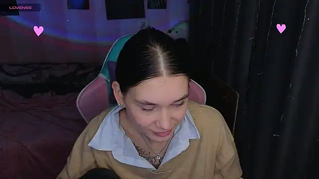 Snapshot of Amanda_Tender chatting on 09-12-25, 12:33 Amanda Tender online show from 09-12-25, 12:33