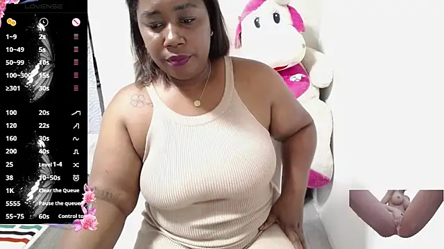 Snapshot of thickebonymilfF chatting on 11-10-25, 02:10 thickebonymilfF online show from 11-10-25, 02:10