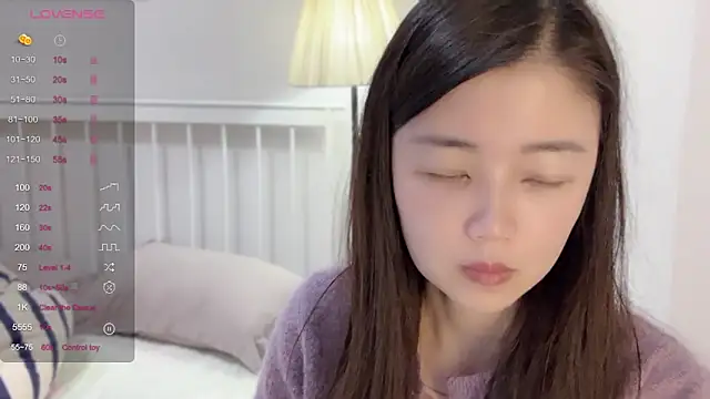 A-xena online show from 02-22-25, 02:39