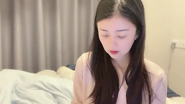 A-xena online show from 03-14-25, 01:35