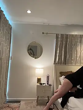 LadyLena1 online show from 01-17-25, 09:06