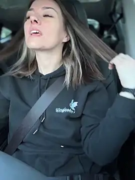 LadyLena1 online show from 01-26-25, 04:09