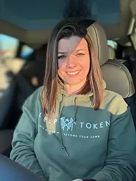 LadyLena1 online show from 01-27-25, 12:22