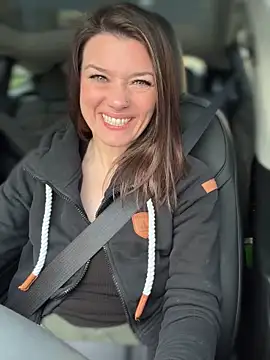 LadyLena1 online show from 02-01-25, 04:33