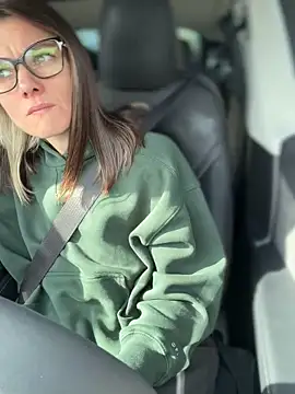 LadyLena1 online show from 11-06-25, 07:48