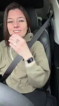 LadyLena1 online show from 04-22-26, 05:14