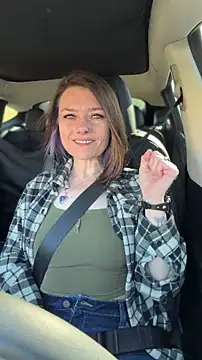 Snapshot of LadyLena1 chatting on 07-19-26, 12:47 LadyLena1 online show from 07-19-26, 12:47