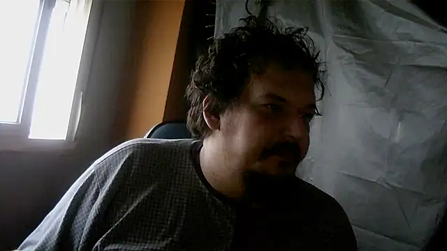 porkorossy online show from 12-18-25, 08:09