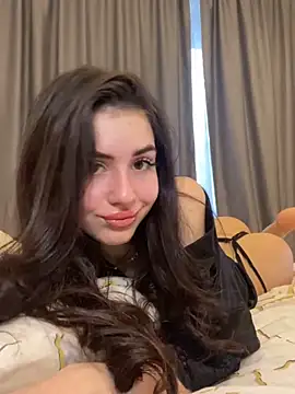 Snapshot of SofiaLaLight chatting on 12-30-24, 10:21 SofiaLaLight online show from 12-30-24, 10:21