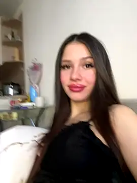 Snapshot of SofiaLaLight chatting on 09-26-25, 09:13 SofiaLaLight online show from 09-26-25, 09:13