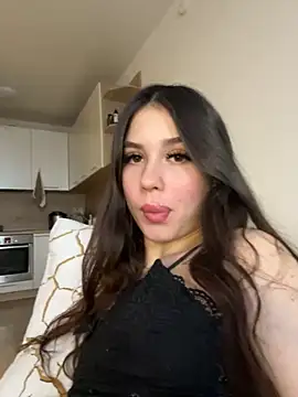 Snapshot of SofiaLaLight chatting on 10-21-25, 06:58 SofiaLaLight online show from 10-21-25, 06:58