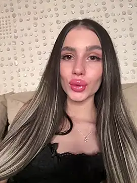 SofiaLaLight online show from 04-25-26, 02:25