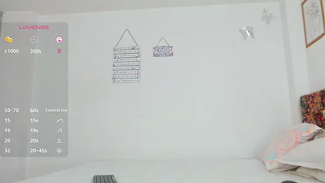 verocute7 online show from 11-17-25, 01:55