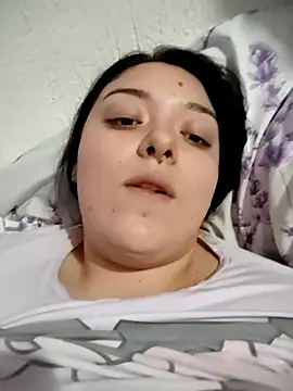 Chubbygrl20 online show from 11-06-25, 12:44