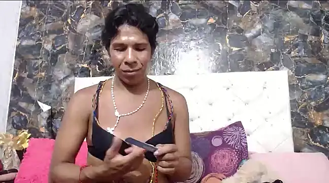 DesireDirtyTS   online show from 03-16-25, 11:57